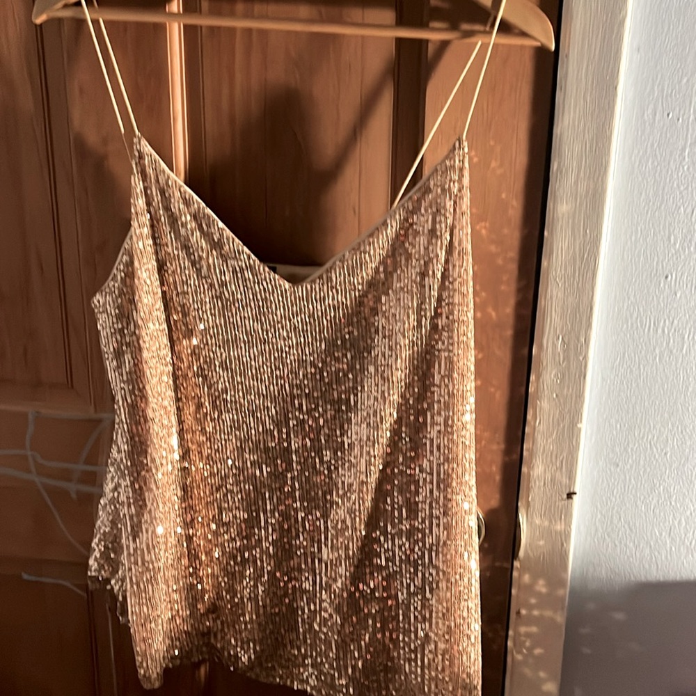 Beautiful sequence top